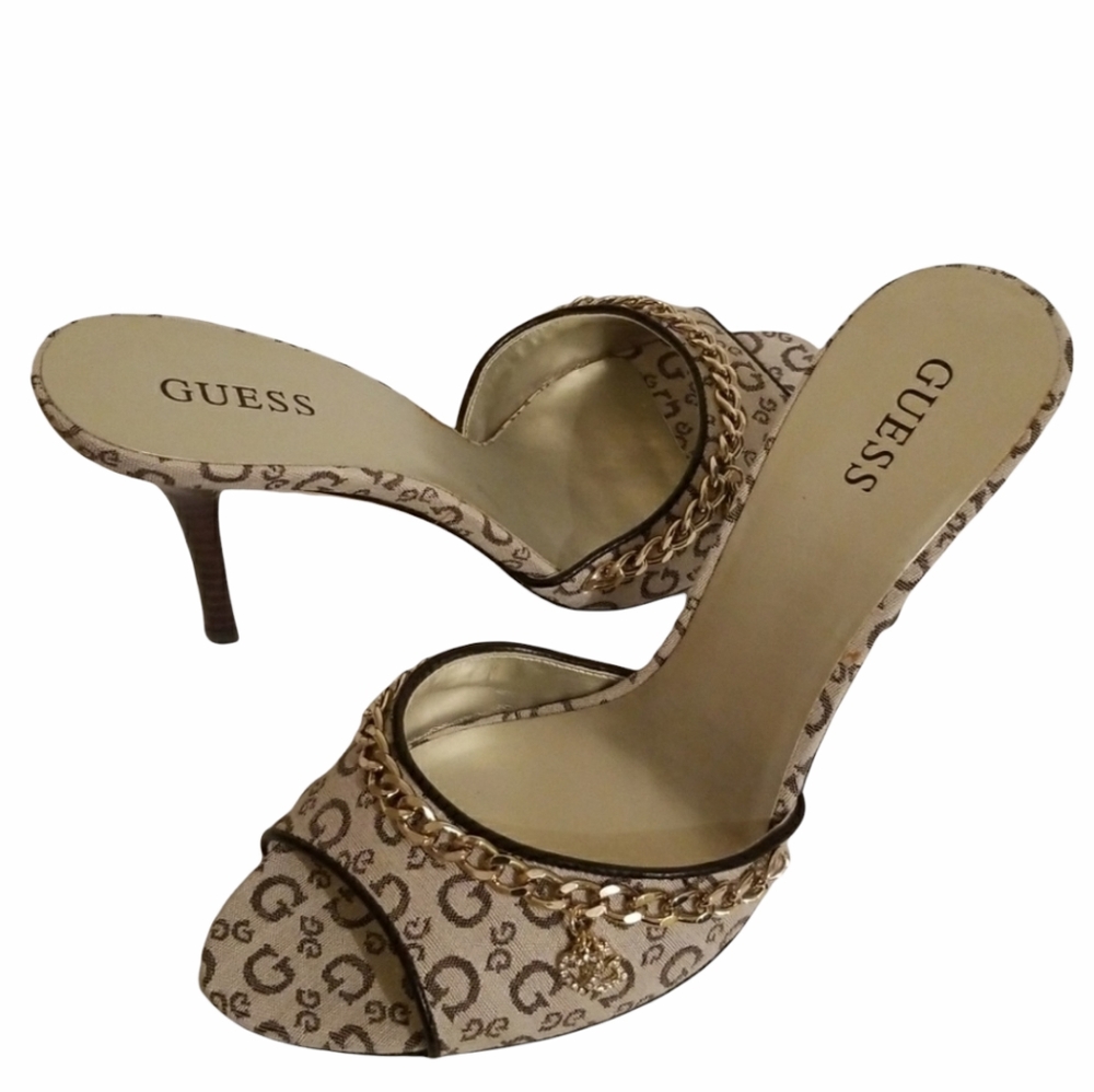 New in box Guess women's canvas shoes heels sandals us 8.5 rhinestone lo…